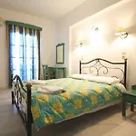 Korali Garden Aparthotel 3*