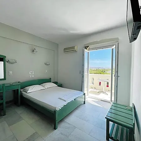 Lägenhetshotell Korali Garden 3*