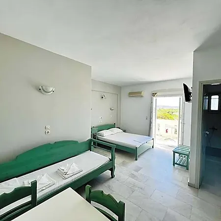 Lägenhetshotell Korali Garden 3*